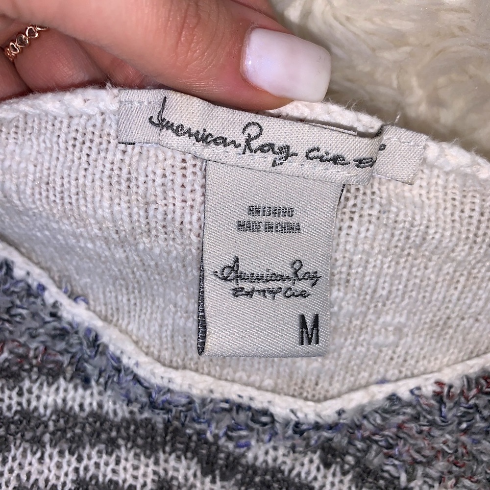 American Rag Sweater - Picture 2 of 3